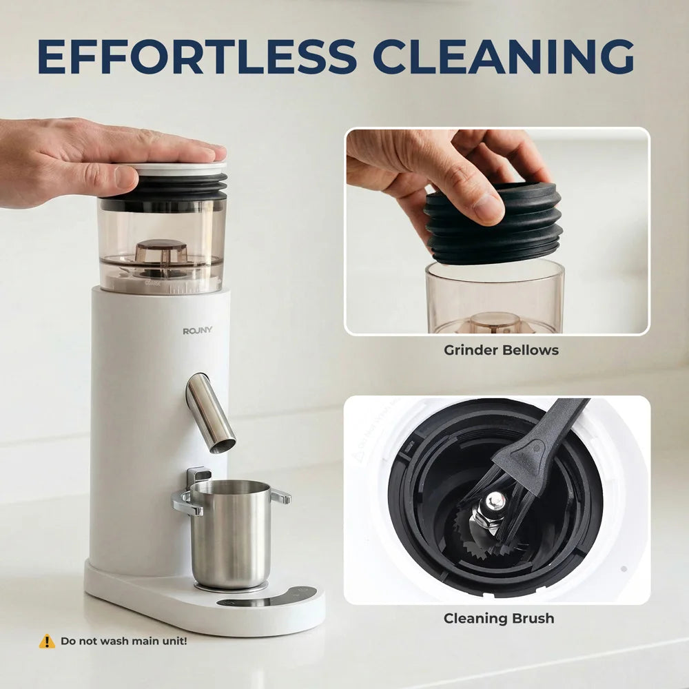 Nettoyage avec la poire de soufflage et la brosse