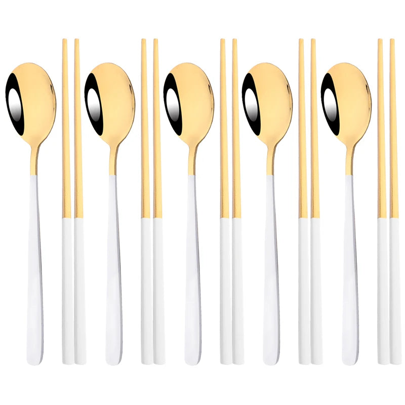 Set couverts coréens inox 304 doré manche blanc – 5 cuillères et 5 paires de baguettes